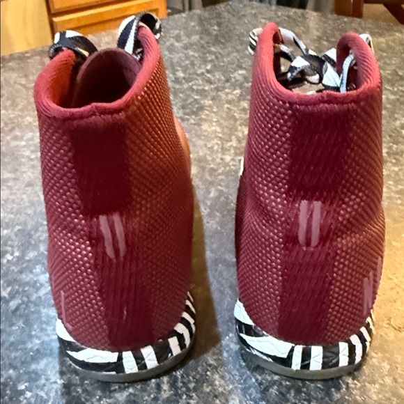 NOBULL Burgundy Athletic Shoes with Zebra Accents - Picture 5 of 6